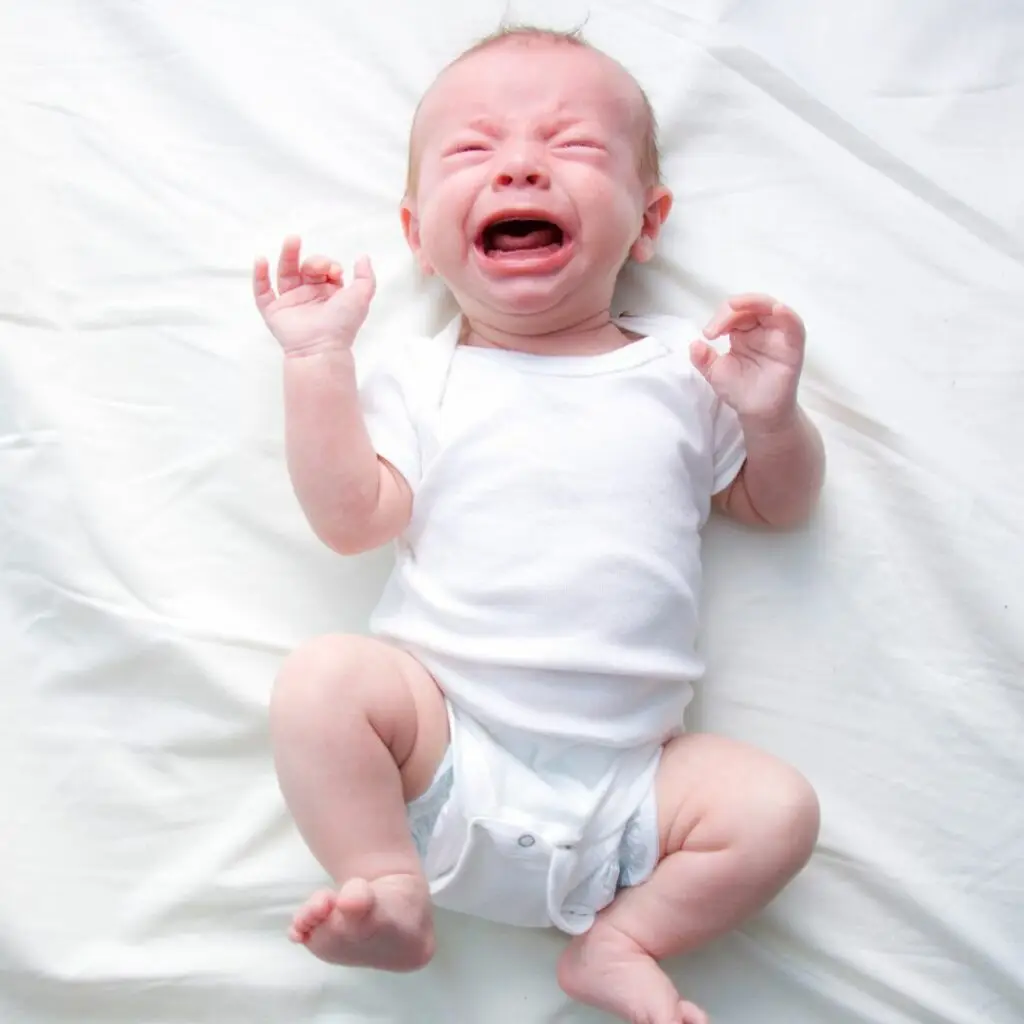 pleur bébé
